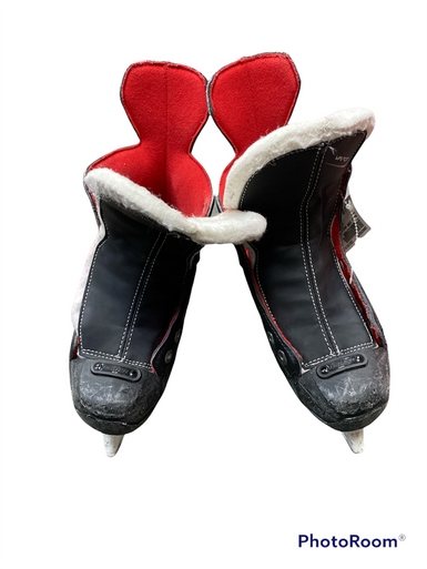 Used Bauer X300 Junior 02 Ice Hockey Skates 11617-s000258225