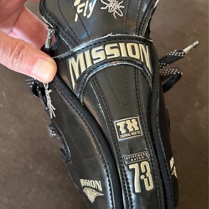 Mission Amp Flyweight Regular Width  Size 6 (Used)