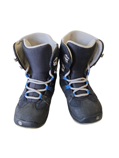 Used Burton Moto Kids Junior 04 Boys' Snowboard Boots 11617-s000278453