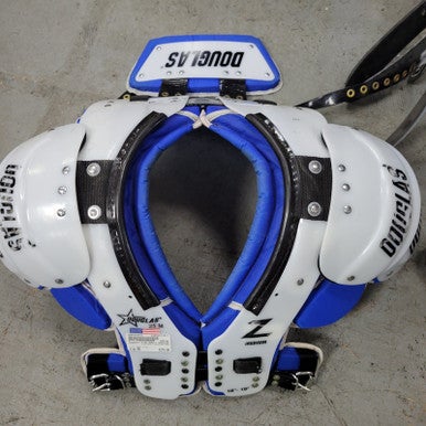 Used Douglas Z-25 Adult Shoulder Pads Md Football Shoulder Pads 11617-s000284971