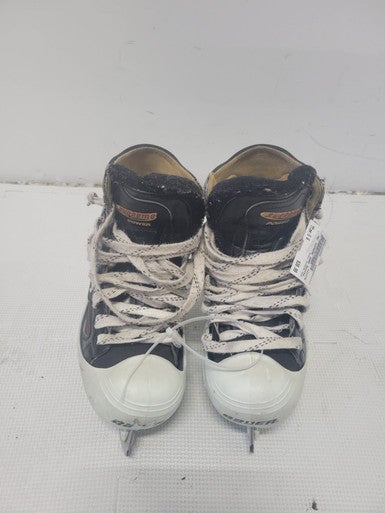 Used Bauer Supreme 3000 Senior 6 Goalie Skates