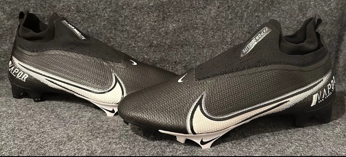 Men’s Nike Vapor Edge Elite 360 Flyknit Football Cleats CV6317-001  Men’s Size 12.5 WIDE