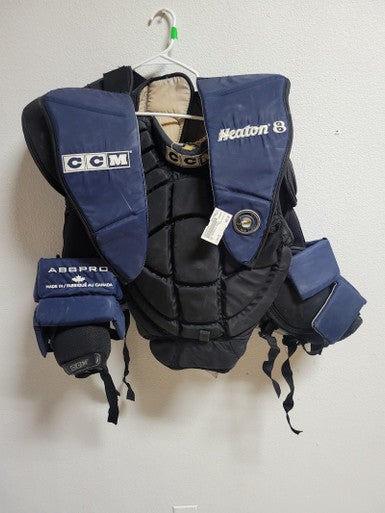 Used Ccm Heaton 8 Lg Goalie Body Armour 11617-s000300375
