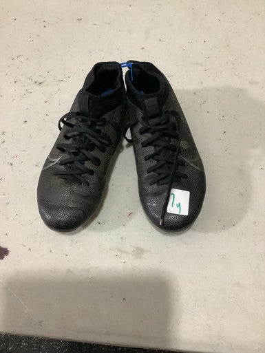 Used Nike Youth 07.0 Indoor Soccer Outdoor Cleats