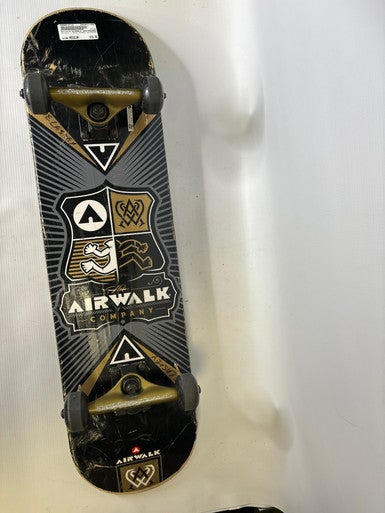 Used Airwalk Airwalk Skateboard Regular Complete Skateboards