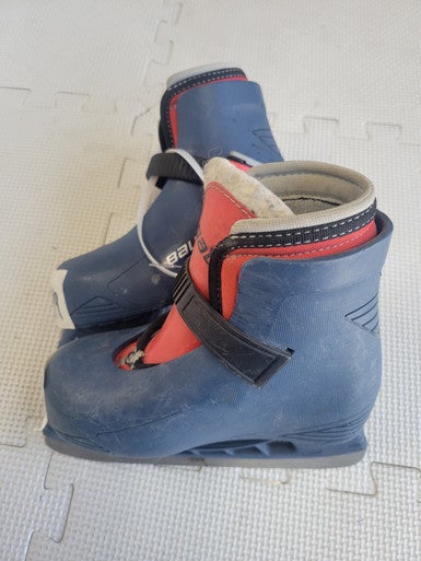 Used Bauer Youth Skates Youth 08.0 Ice Hockey Skates