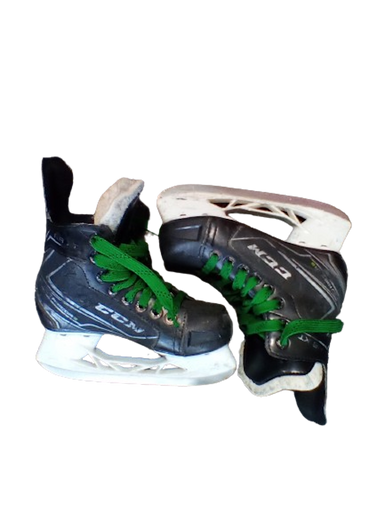 Used Ccm Youth 13.0 Ice Hockey Skates