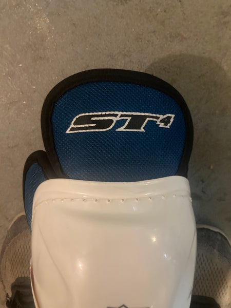 Senior Easton Synergy ST4 14" Shin Pads (Used)