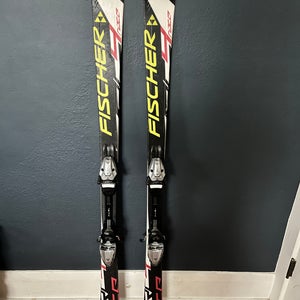 Unisex Fischer 150 cm Racing RC4 Race Skis With FJ7 Bindings Max Din 7 (Used)