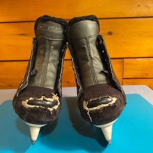 Bauer Supreme One05 Regular Width 11 (Used) Kids Hockey Skates