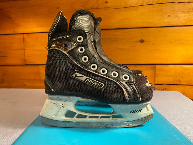 Bauer Supreme One05 Regular Width 11 (Used) Kids Hockey Skates
