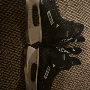 Bauer vintage hockey skate