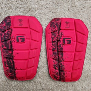 G-Form Pro-S Blade Shin Guards - Medium  (Used)