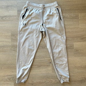 Khaki/tan Under Armour Joggers