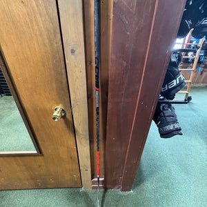 Junior CCM Right Handed JetSpeed FT6 P29  (New)