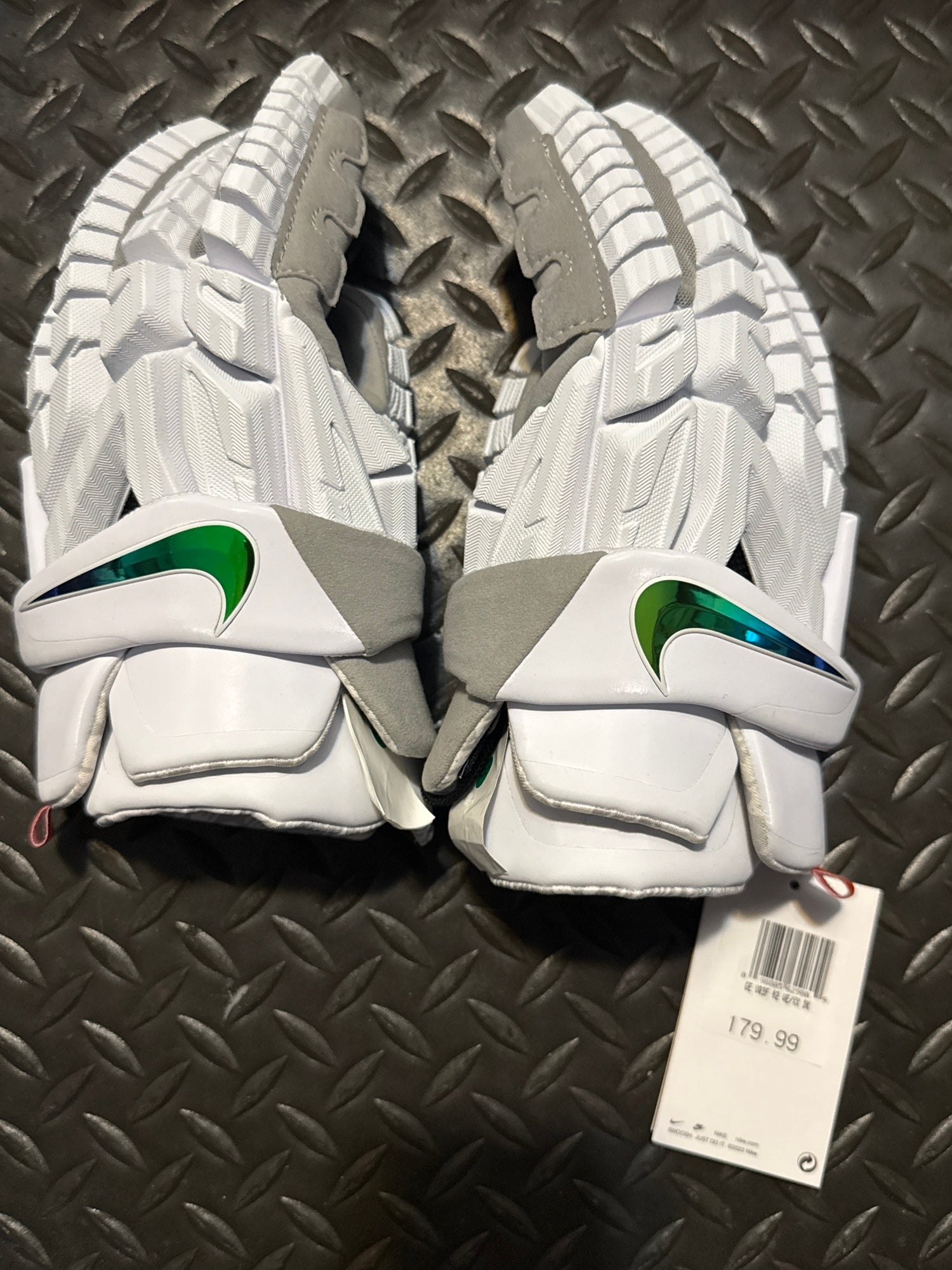 nike vapor max gloves