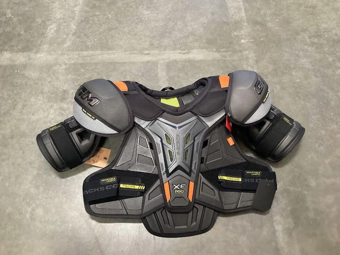 Junior CCM XF Pro Shoulder Pads (New)