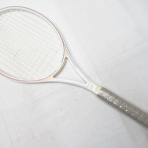 **NOS** YAMAHA WHITE GOLD 100 (CERAMIC SERIES) TENNIS RACQUET (4 1/2) PRESTRUNG