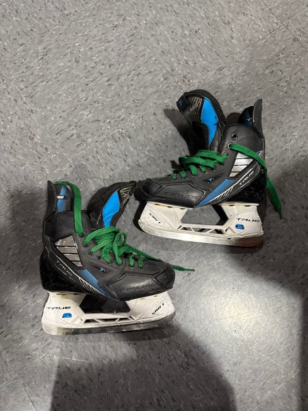 True TF7 Hockey Skates | Size 2.5