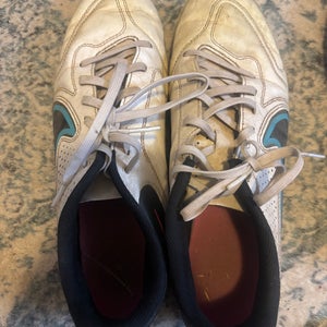 White Men's Size M 10.0 (W 11.0) Nike Trainers Tiempo legend (Used)