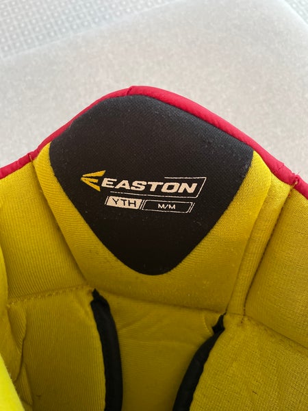 Medium Youth Easton Stealth RS (Used)
