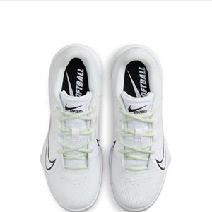 White Women's Size M 7.0 (W 8.0) Nike Hyperdiamond 4 Pro (Used)