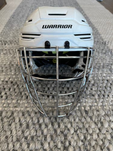 White Warrior Alpha One Pro Box Lacrosse Helmet (Large)