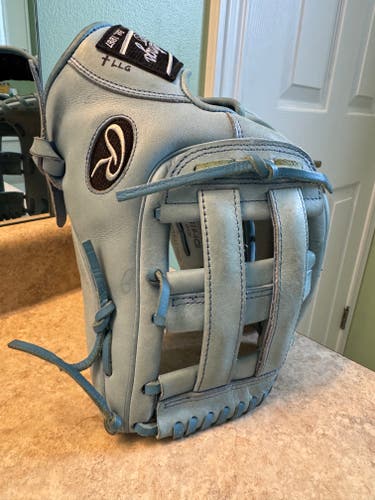 2023 Outfield Right Hand Throw Rawlings Baseball Glove 12.75" (Used)