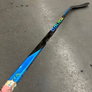 Junior Bauer Nexus Sync Hockey Stick Right Handed P88 (Used)