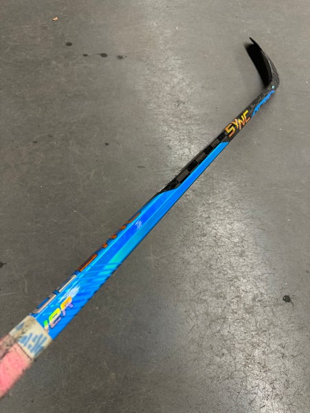 Bauer Nexus Sync Hockey Stick Right Handed P88 (Used)