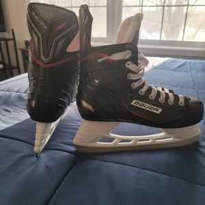2015 Bauer NSX Hockey Skates Regular Width Size 5 (Used)