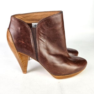 Fossil Brown Leather Split Toe Heeled Slip On Ankle Booties Shoes Women's Size 6