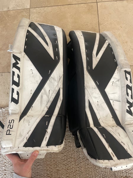 2022 28" CCM Axis 2.5 Goalie Leg Pads (Used)