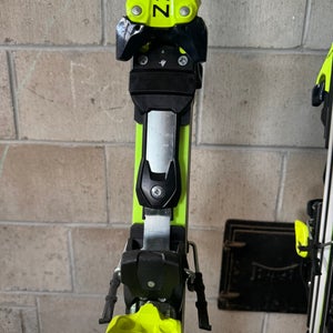 Super G 2022 Fischer 210 cm Racing RC4 Race With Bindings Max Din 20 (Used)