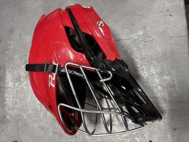 Used Cascade R Lacrosse Helmet Red One Size 11337-s000449121