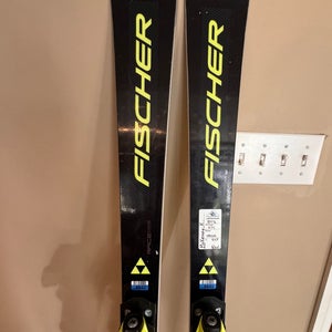 2022 Fischer 158 cm Racing RC4 World Cup SL With Bindings Max Din 18- Used For One Season