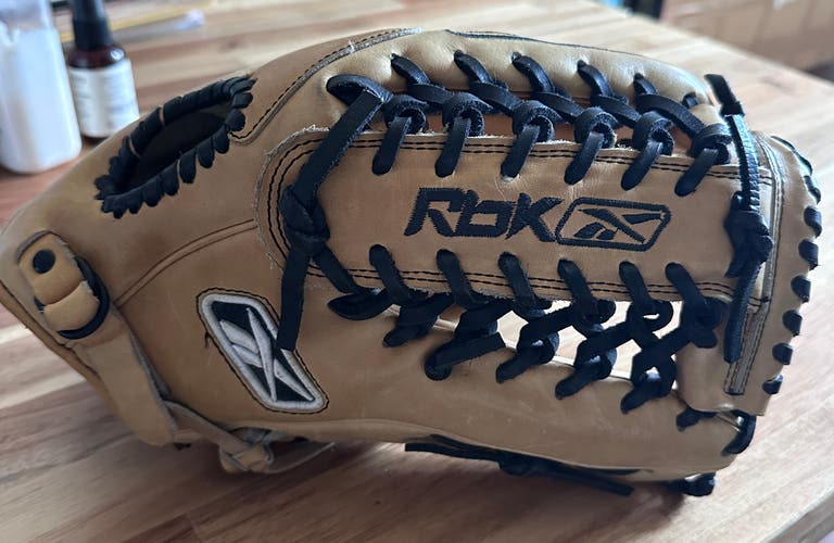 Reebok Outfield vr6000 VRPRO1275 SERIES Baseball Glove 12.75" (Used)