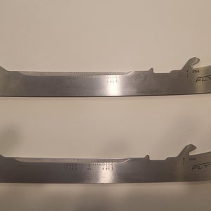 Bauer Fly-X 254 mm (New) Size 6 & 6.5