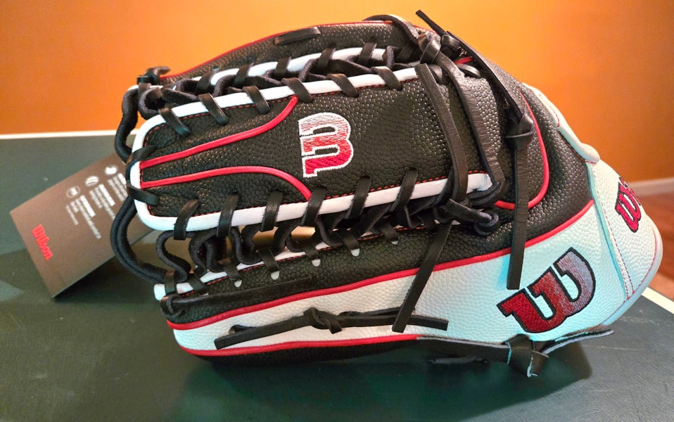 New Wilson A2000 SCOT7 Pro Stock Baseball Outfield Glove / 12.75" (Brand New with Tags)