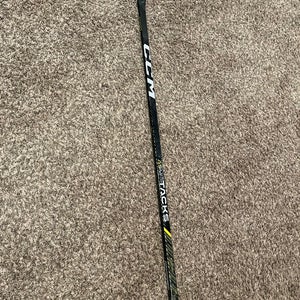 Senior CCM Right Handed Tacks AS-VI Mid Pattern  (New)