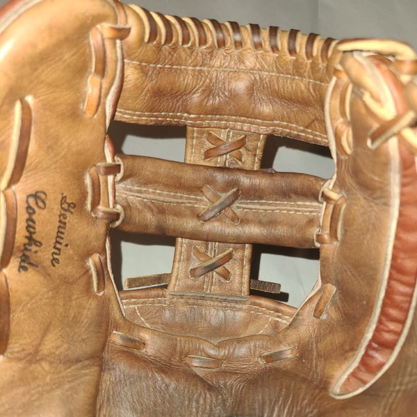 Right Hand Throw AMG 500K Baseball Glove 13" (Used)