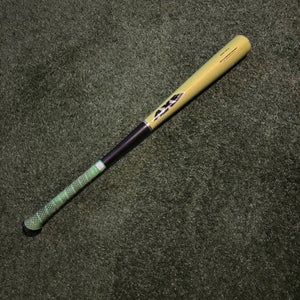 Youth Wood AXE Bat (-5) 26 oz 31" (Used)