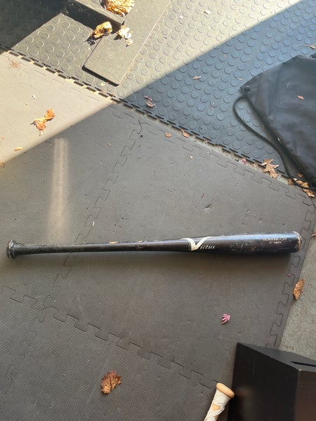 2023 Victus Wood bat ON SALE*