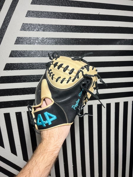 Custom 44 pro signature series 33.5 catchers mitt baseball glove