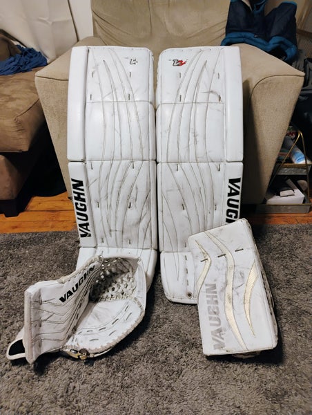 35"+2  2016 Vaughn Velocity V7 Regular Goalie Full Set (Used)