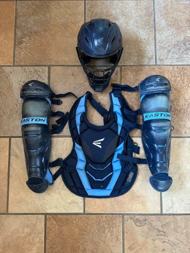 Easton Elite X Catcher's Set - Used