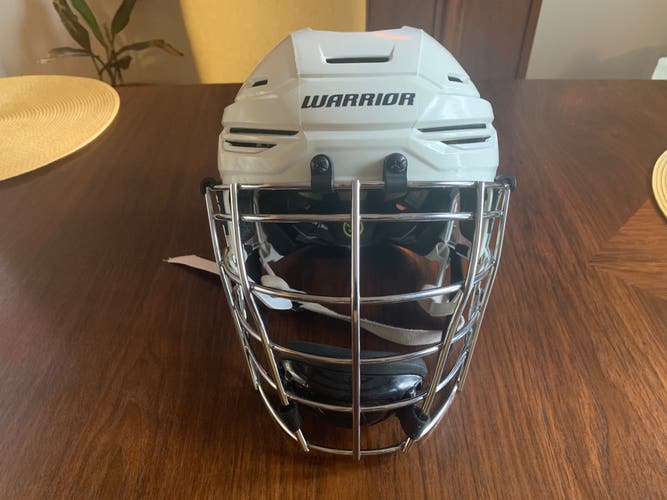 Warrior Medium Alpha One Box / Hockey Helmet