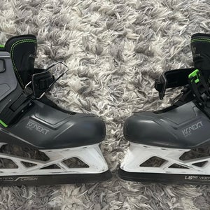 Bauer Konekt HF2 Regular Width Size 2 (Used)