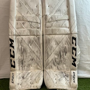 White 33" Senior CCM Eflex 5 Goalie Leg Pads (Used)