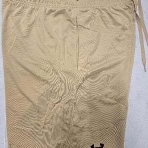 Under Armour UA Mens Shorts 1351350-715 VEGAS GOLD 9" Pocketed NWT XXL $35